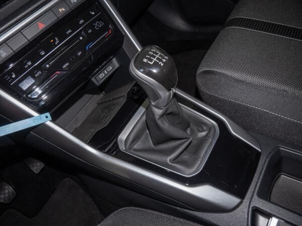 Volkswagen T-Roc 1.0 TSI Life LED Navi APP ParkAssist Sitzh