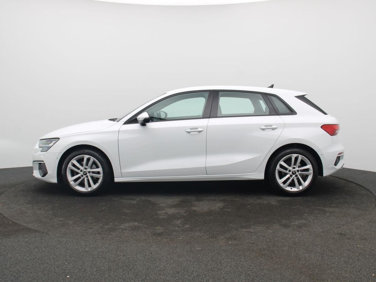 Audi A3 Sportback S-Line 30 TDI / ParkAssi, RFK, SHZ