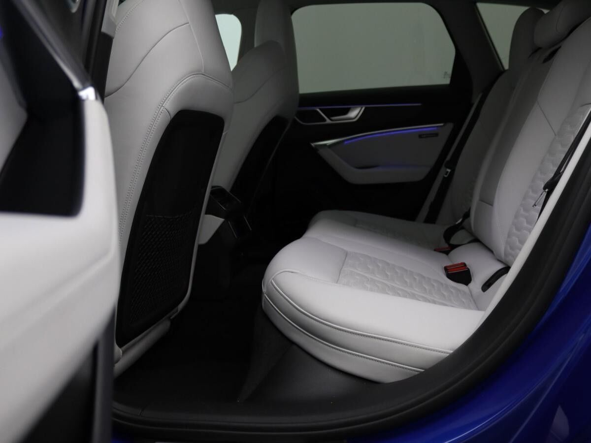 Audi RS6 RS 6 Avant TFSI quattro / Pano, Keramik, Laser