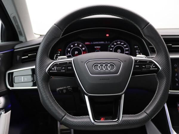 Audi RS6 RS 6 Avant TFSI quattro / Pano, Keramik, Laser