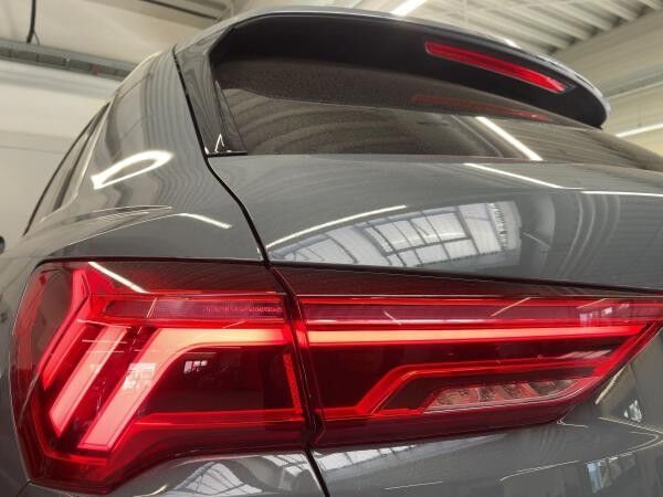 Audi Q3 advanced 35 TFSI AHK LED Navi Teilleder ACC