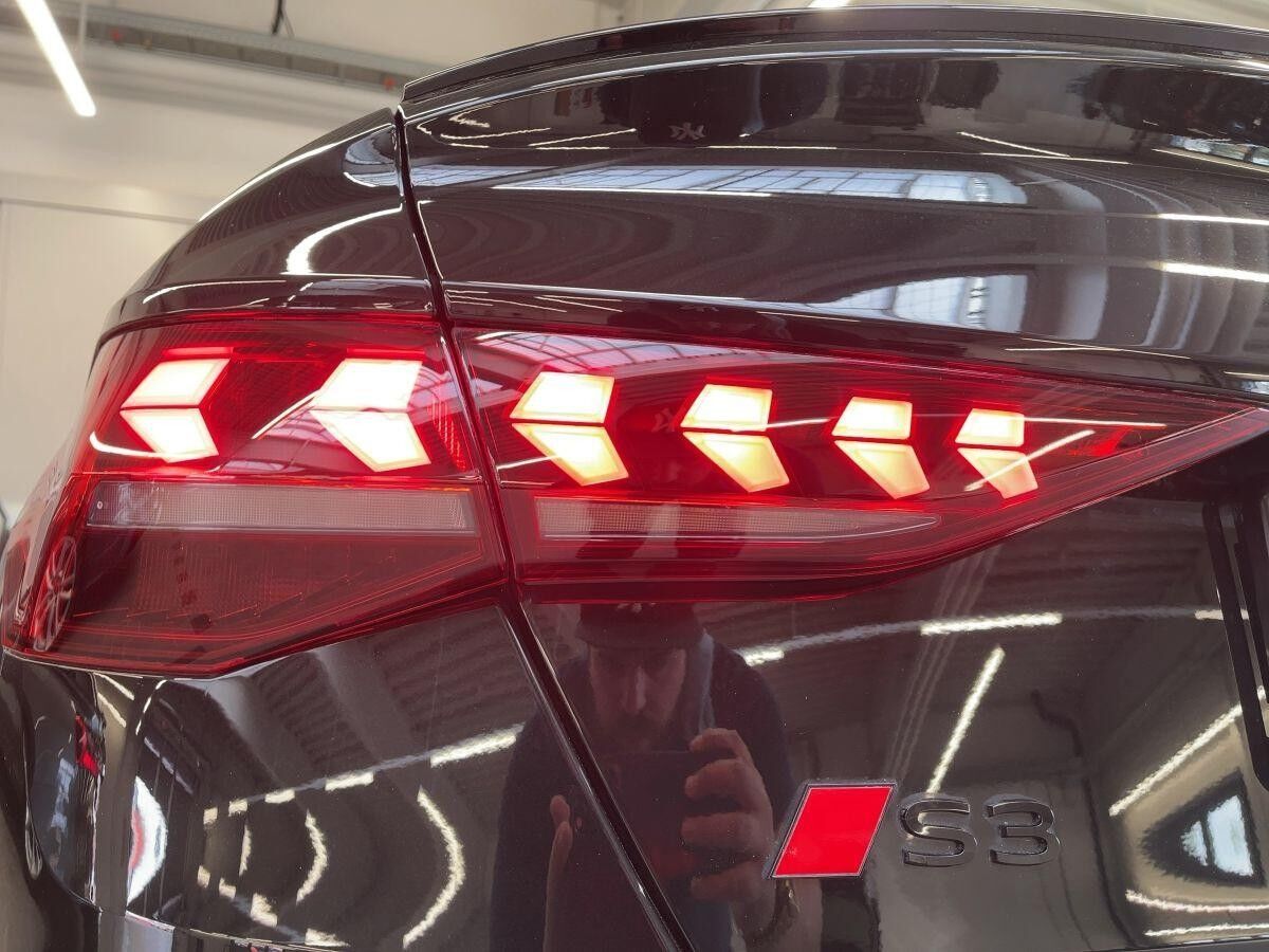 Audi S3 Limousine 2.0 TFSI Kamera ACC virtual LED Navi