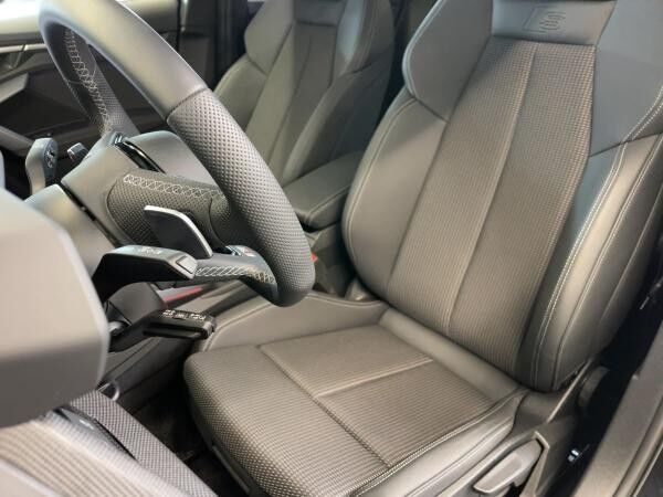 Audi S3 Limousine 2.0 TFSI Kamera ACC virtual LED Navi