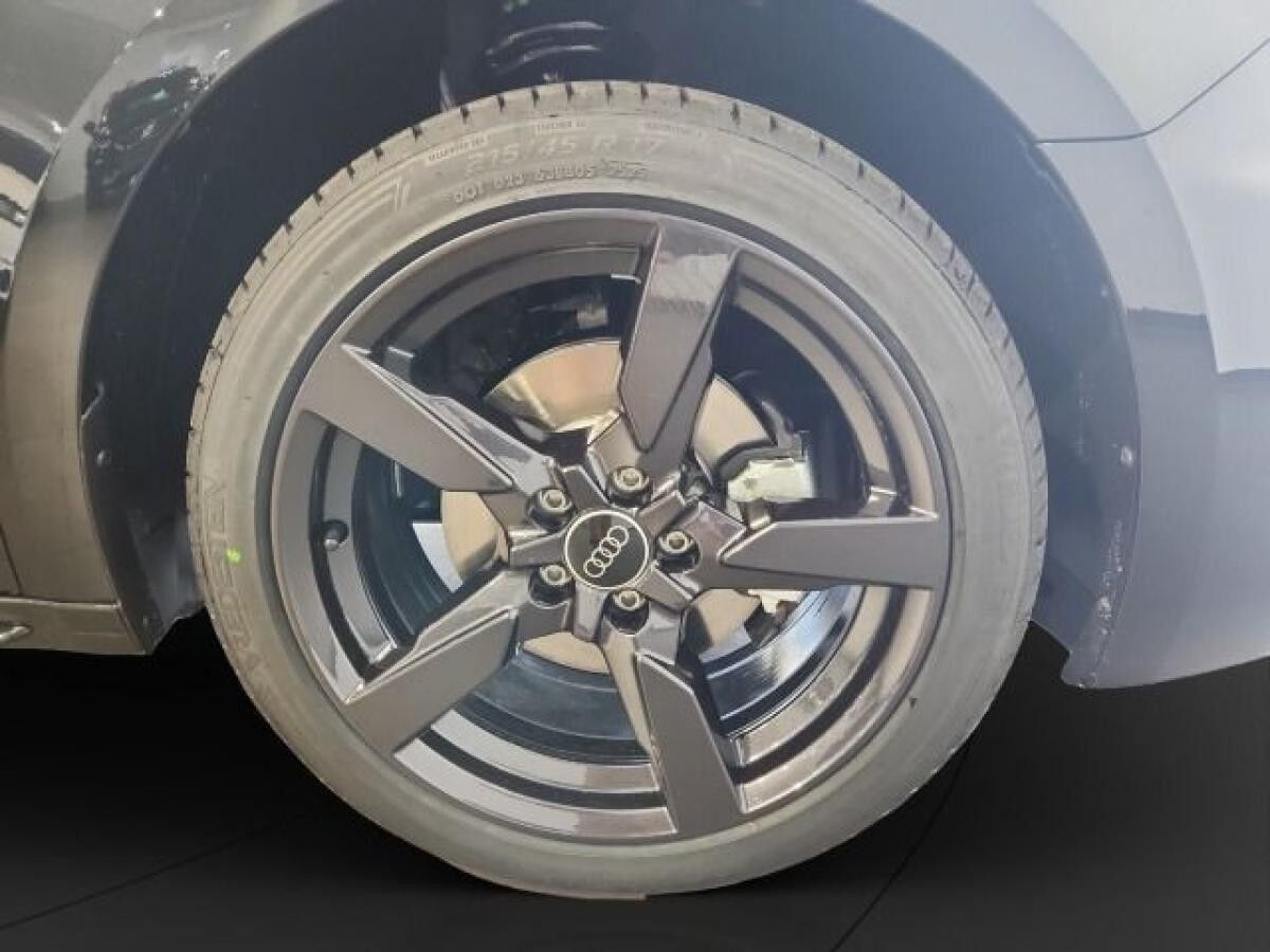 Audi A1 Sportback 35 TFSI S line S tronic LED PDC vo+hi LM 17"