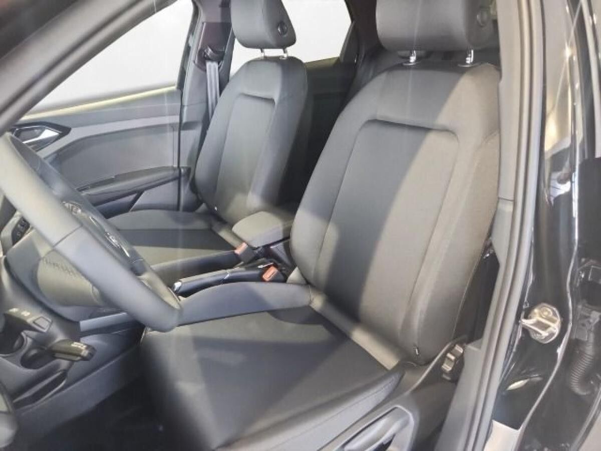 Audi A1 Sportback 35 TFSI S line S tronic LED PDC vo+hi LM 17"