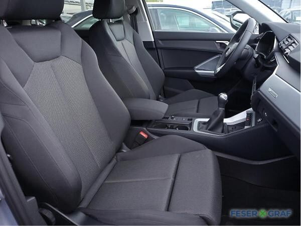 Audi Q3 advanced 35 TFSI AHK Stdhz. LED Keyless Schal
