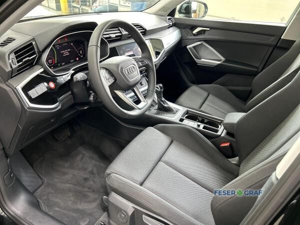 Audi Q3 advanced 35 TFSI S tronic AHK ACC Keyless Nav