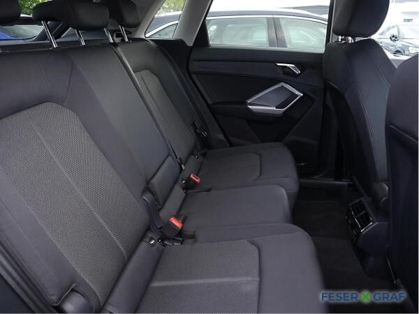 Audi Q3 advanced 35 TFSI AHK Stdhz. LED Keyless Schal