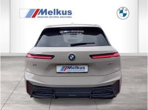 BMW ix xDrive 45e - inkl. Winterräder  - M Sportpaket - AHK - Autobahnassistent - Parking Assist