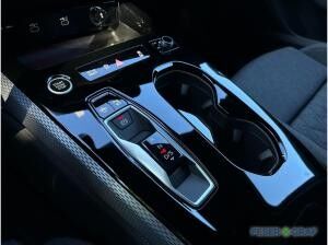 Audi A5 Avant All Black S Line e-hybrid