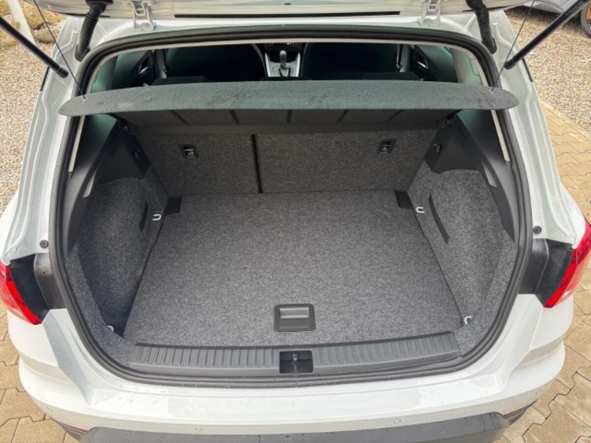 Seat Arona Road Edition 1.0 TSI DSG SHZ PDC NAVI SOUNDSYSTEM