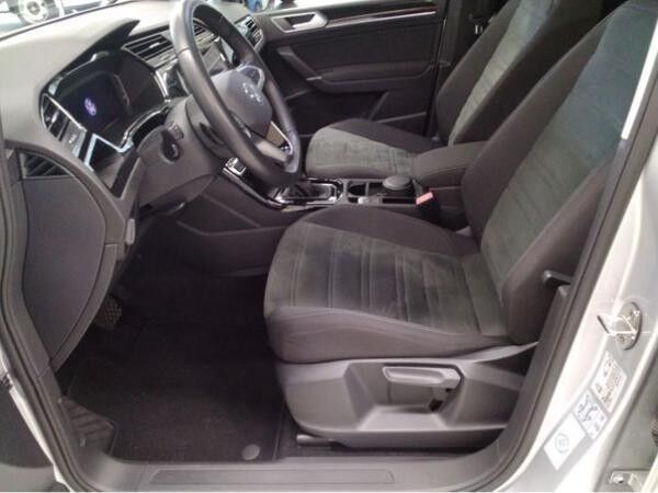 Volkswagen Touran 2.0 TDI DSG HIGHLINE PANO AHK GARANTIE