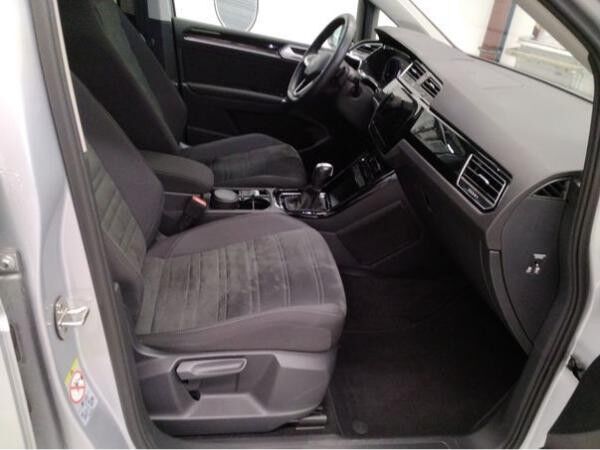 Volkswagen Touran 2.0 TDI DSG HIGHLINE PANO AHK GARANTIE