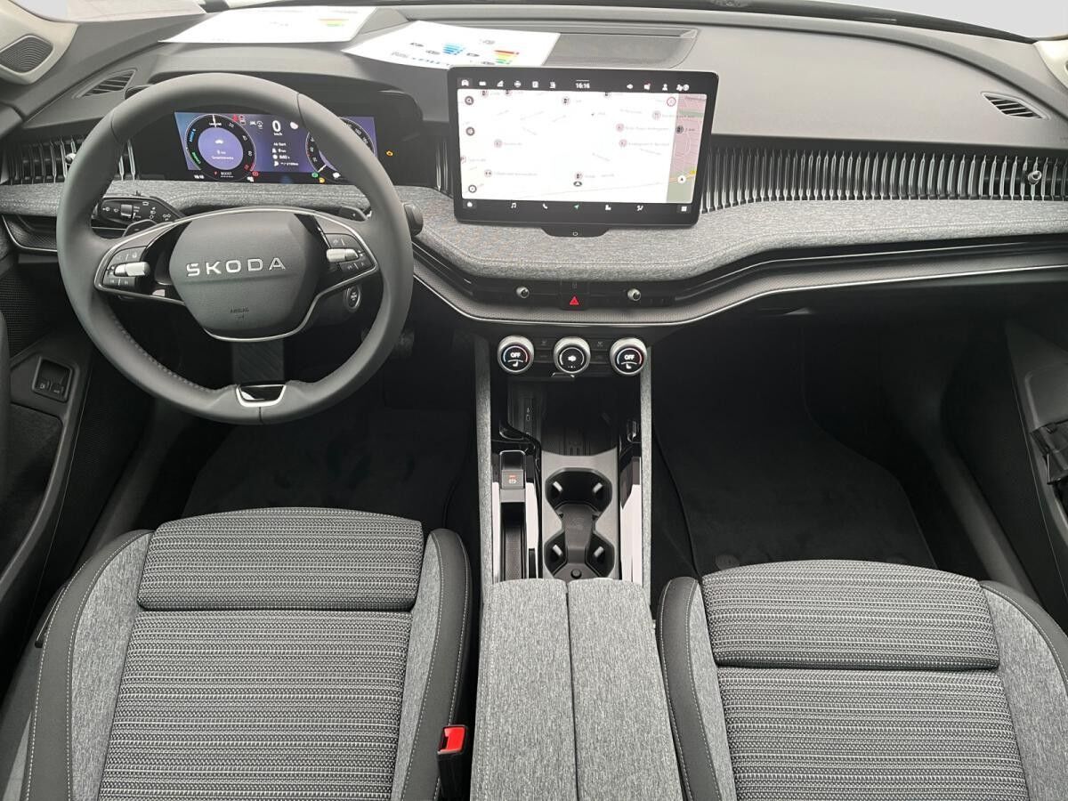 Skoda Superb Combi Selection 1,5 TSI IV DSG Pano AHK