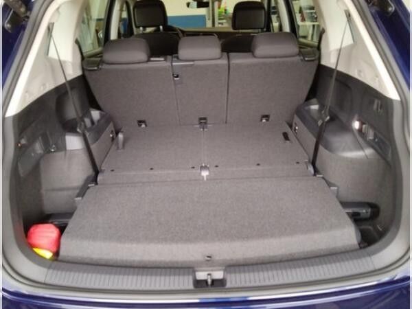 Volkswagen Tiguan 1,5 TSI Allspace Life AHK LED R-Kamera 7Sitzer NaviPro 18Zoll
