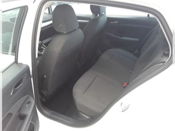 Volkswagen Golf VIII 1,5 TSI Life ACC NaviMedia Head-Up PDC LMR