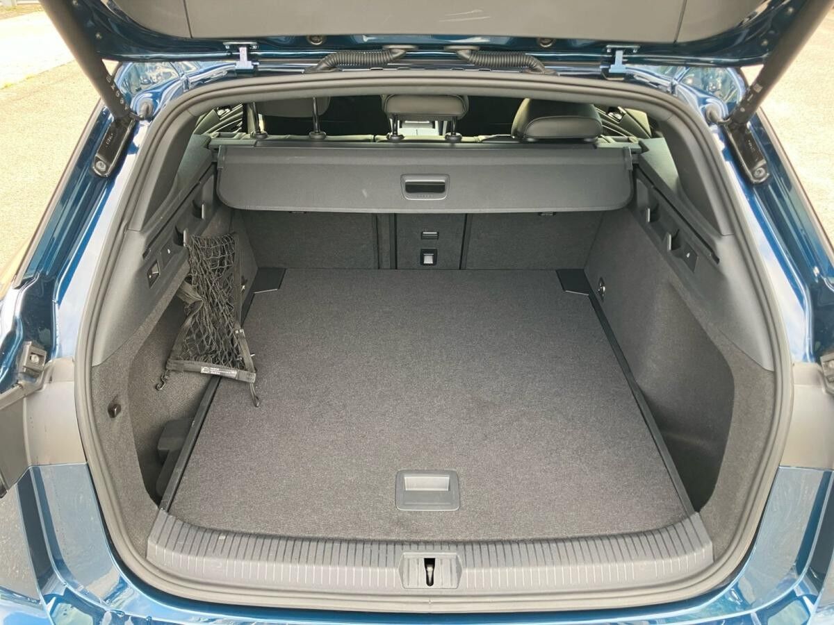 Volkswagen ID.7 Tourer Pro/Matrix, ACC, AHK, CCS,360°Kamera