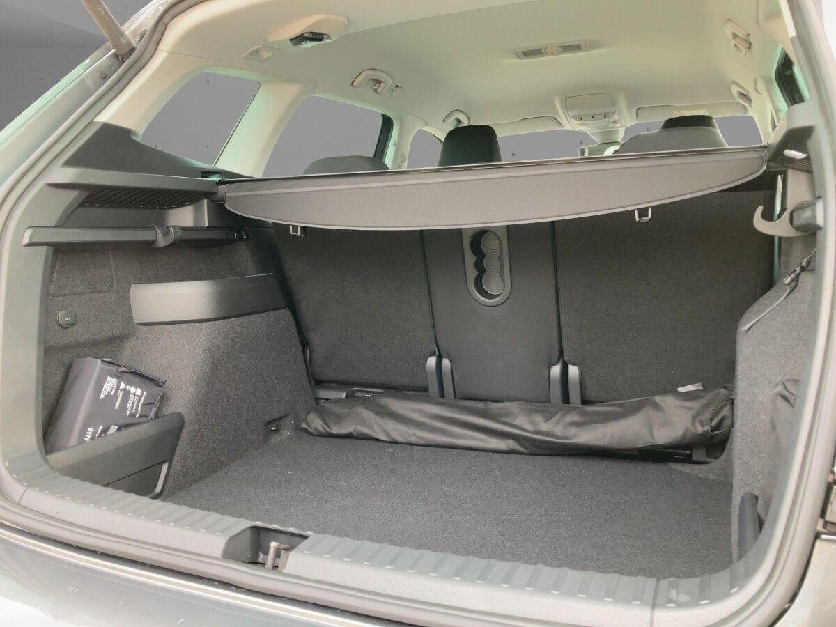 Skoda Karoq Tour 2,0 TDI 4x4 AHK R-KAM KESSY SHZ 2x VerfügbarBIS 28.11.25