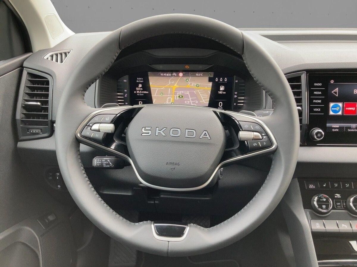 Skoda Karoq Tour 2,0 TDI 4x4 AHK R-KAM KESSY SHZ 2x VerfügbarBIS 28.11.25