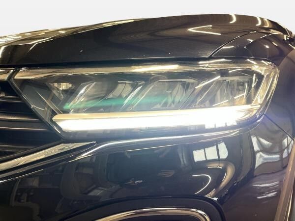 Volkswagen T-Roc Life 1.0 TSI 2xKlima KlimaA LED LM Navi