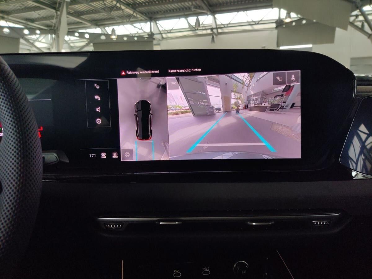 Audi A6 Limousine edition one TDI quattro S tronic Audi A6 Limousine edition one TDI quattro S tronic