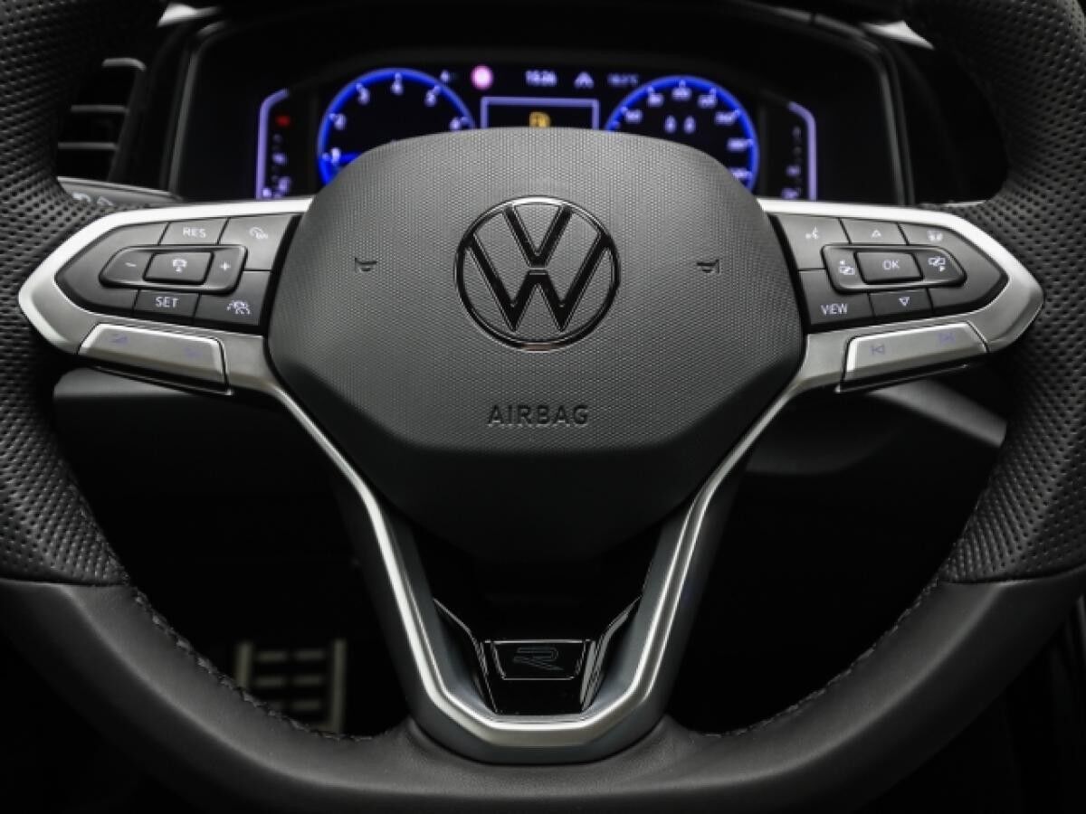 Volkswagen T-Roc Cabriolet R-Line 1.5 TSI DSG AHK Navi Kamera