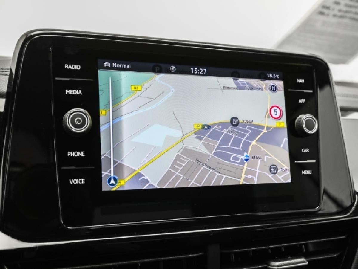 Volkswagen T-Roc Cabriolet R-Line 1.5 TSI DSG AHK Navi Kamera