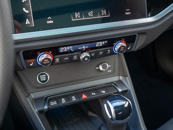 Audi Q3 S line 40 TFSI quattro