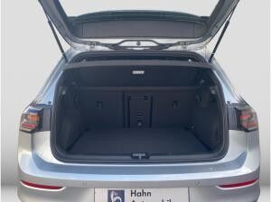 Volkswagen Golf R-Line 2,0TDI 110kW NAVI 360° BLACK MATRIX -Gewerbeleasing