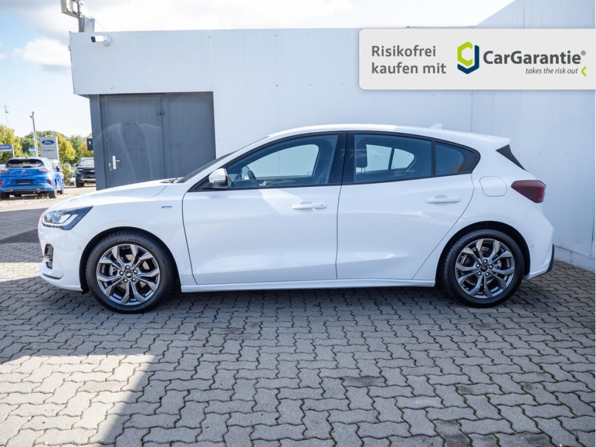 Ford Focus ST Line 1.0 inkl. Allwetterbereifung