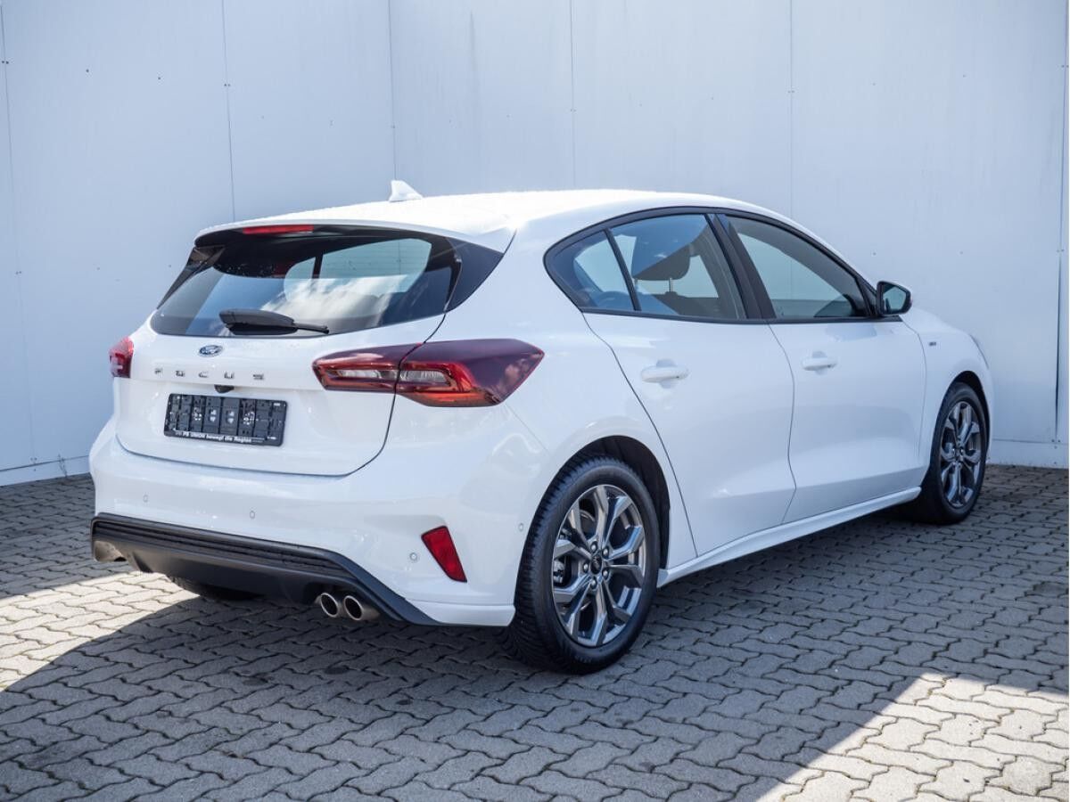 Ford Focus ST Line 1.0 inkl. Allwetterbereifung