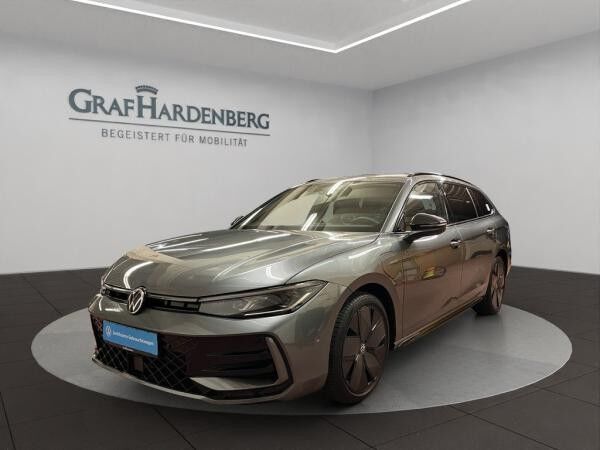 Volkswagen Passat Variant 1.5 TSI DSG R-Line / SOFORT VERFÜGBAR !