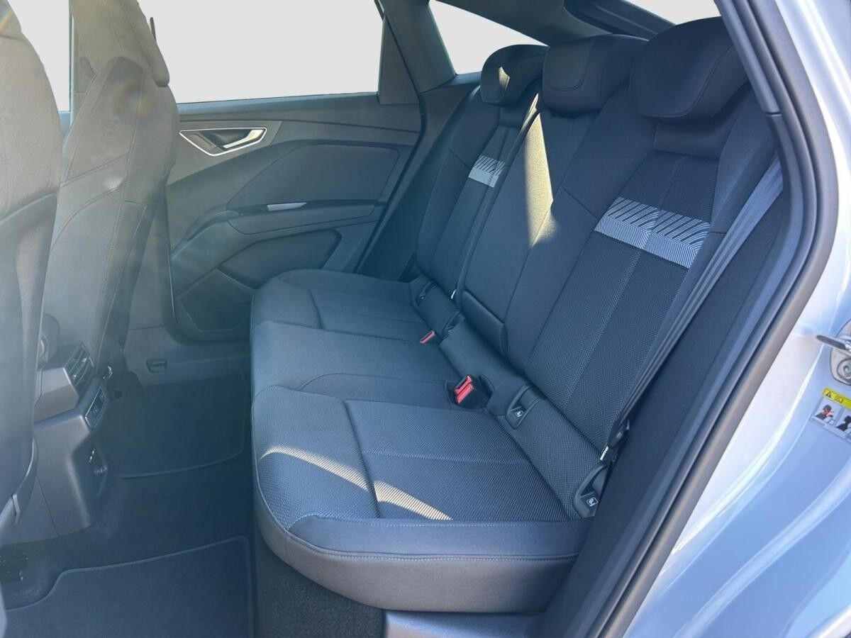 Audi Q4 e-tron Sportback 45 Kompaktlader #black Spiegel+