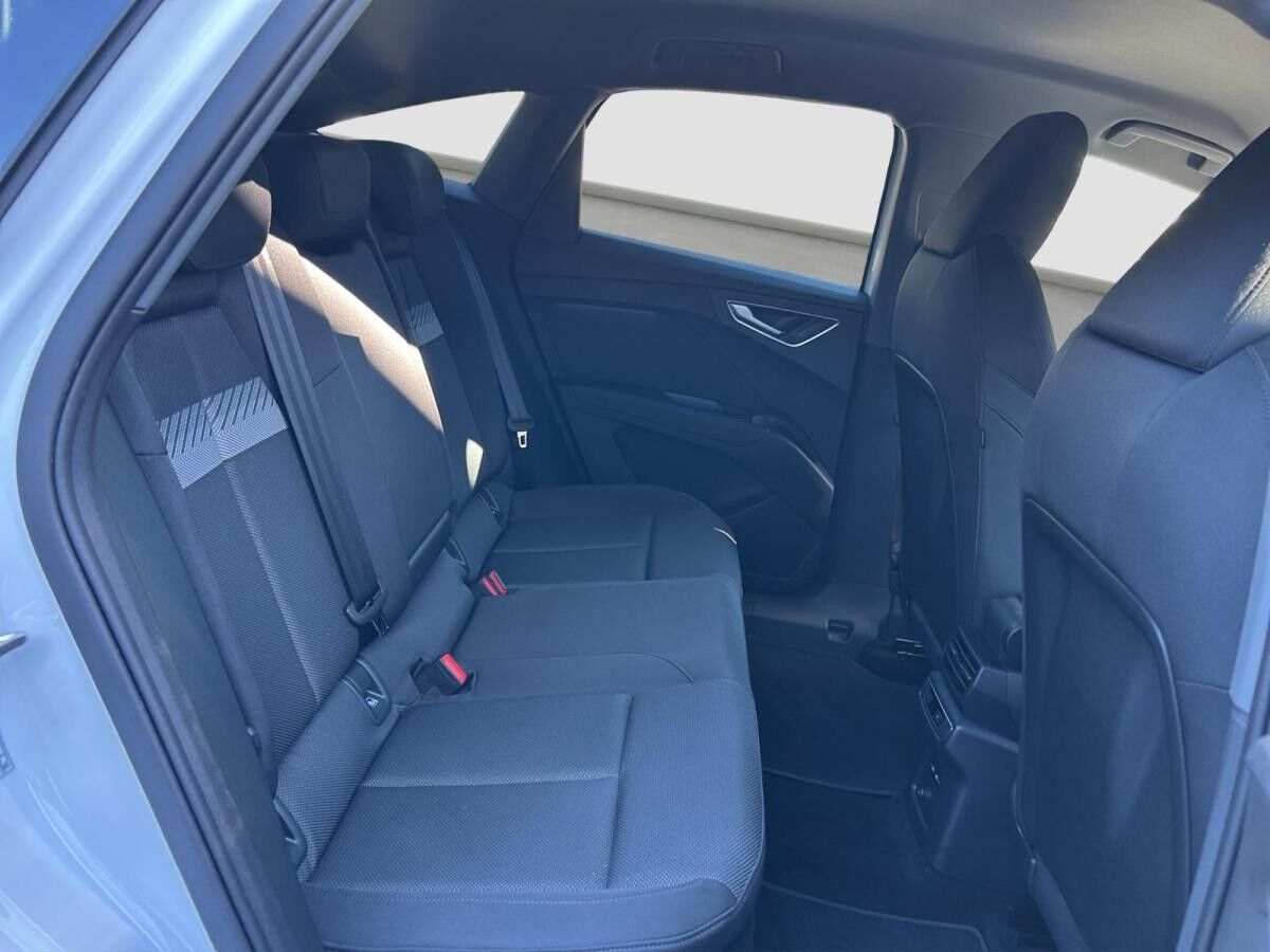 Audi Q4 e-tron Sportback 45 Kompaktlader #black Spiegel+