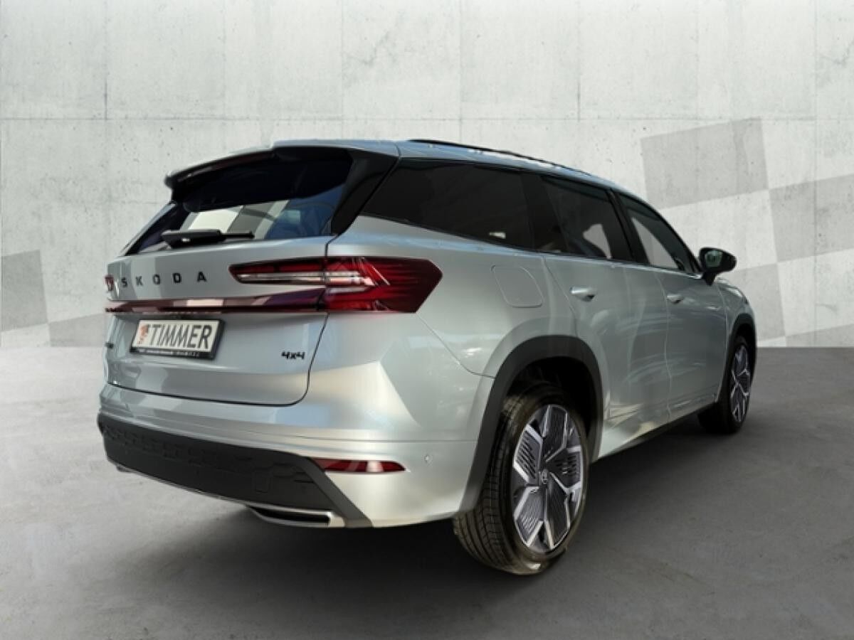 Skoda Kodiaq 2.0 TDI DSG 4x4 Sportline *AHK*PANORAMA* Skoda Kodiaq 2.0 TDI DSG 4x4 Sportline *AHK*PANORAMA*