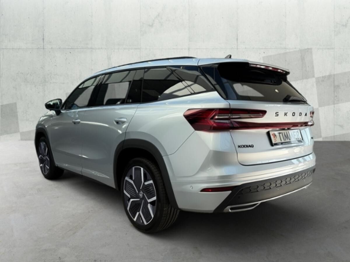 Skoda Kodiaq 2.0 TDI DSG 4x4 Sportline *AHK*PANORAMA* Skoda Kodiaq 2.0 TDI DSG 4x4 Sportline *AHK*PANORAMA*