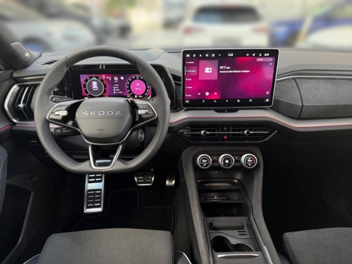 Skoda Kodiaq 2.0 TDI DSG 4x4 Sportline *AHK*PANORAMA* Skoda Kodiaq 2.0 TDI DSG 4x4 Sportline *AHK*PANORAMA*