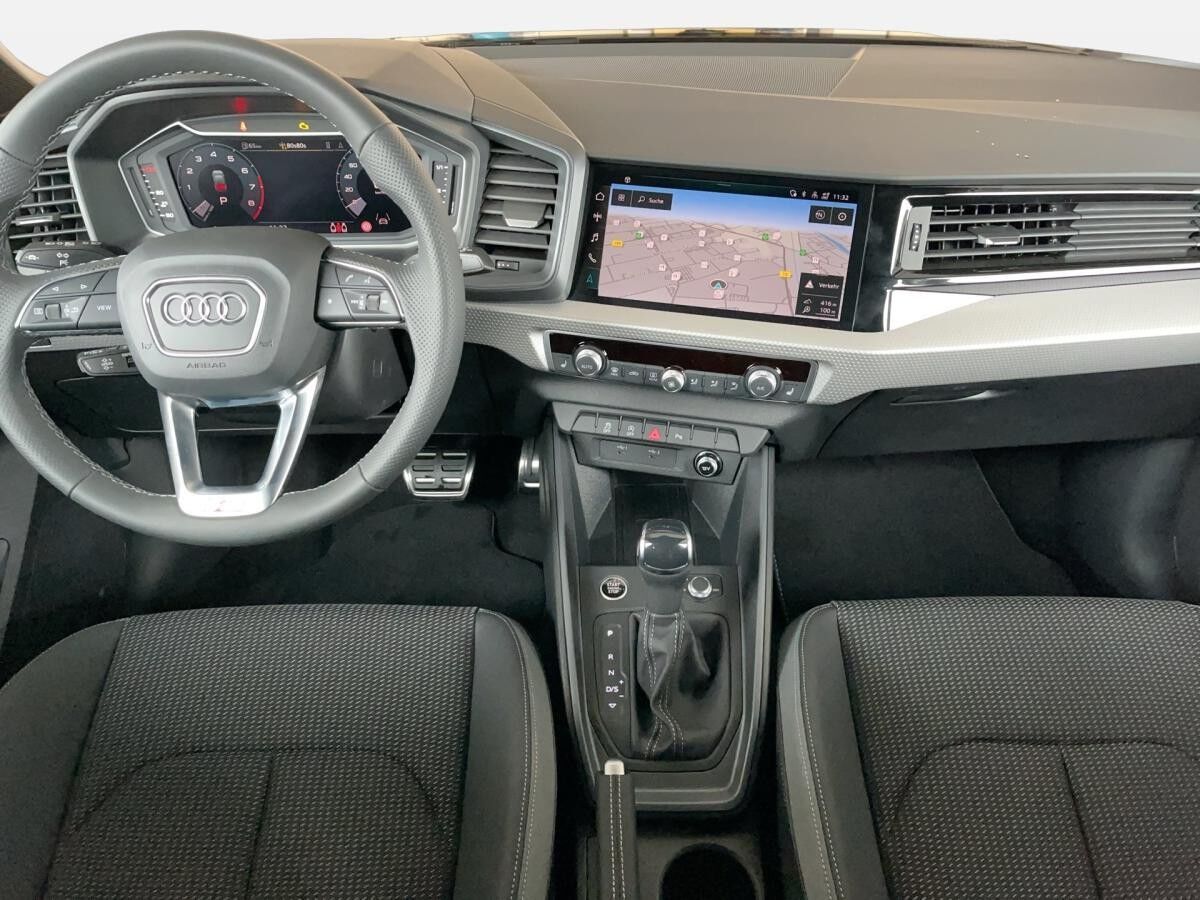 Audi A1 allstreet 35 TFSI 110(150) S tronic Klima, Interieur S-Line