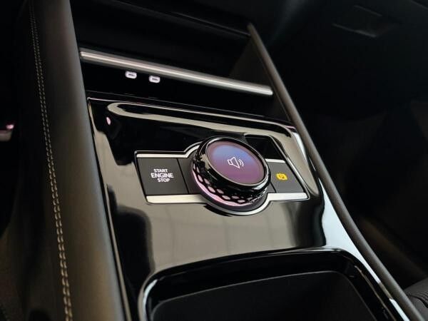 Volkswagen Tiguan R-Line 1,5eTSI 110kW DSG NAVI PARK.PRO IQ