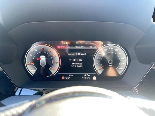 Audi A3 Sportback S line TFSI quattro 150 kW S tronic  Matrix LED Panoramadach SONOS AHK  Sportsitz