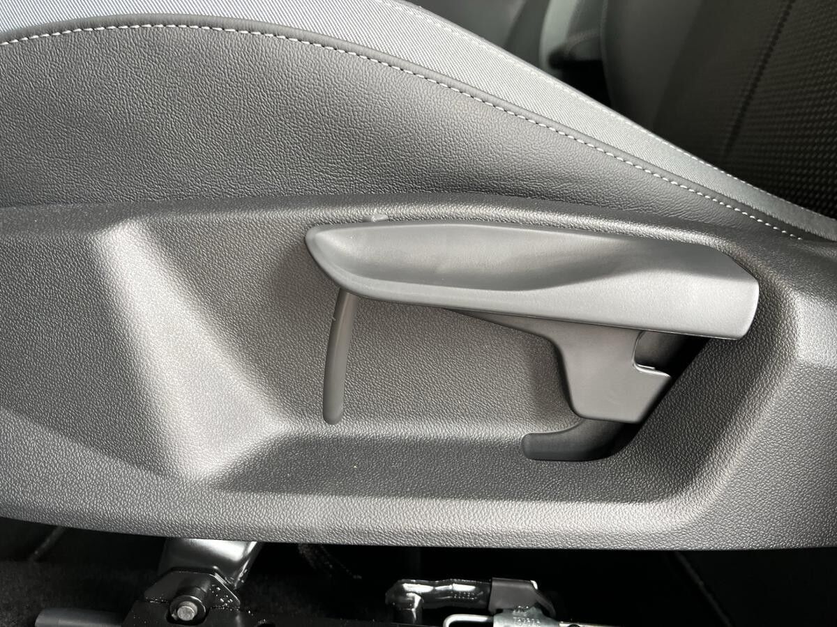 Audi A1 allstreet 35 TFSI 110(150) S tronic Klima, Interieur S-Line