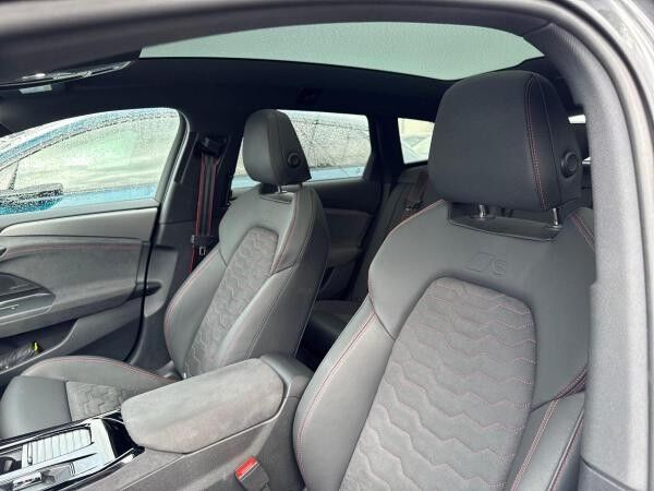 Audi A6 e-tron A6 Avant e-tron perform edition one+Tech pro+AHK