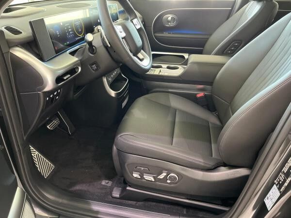 Hyundai IONIQ 9 Elektro 6-Sitzer W Uniq ACC+LED+Navi+SHZ