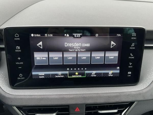 Skoda Scala TOUR 1,5 TSI DSG *AHZV NAVI ACC KESSY*