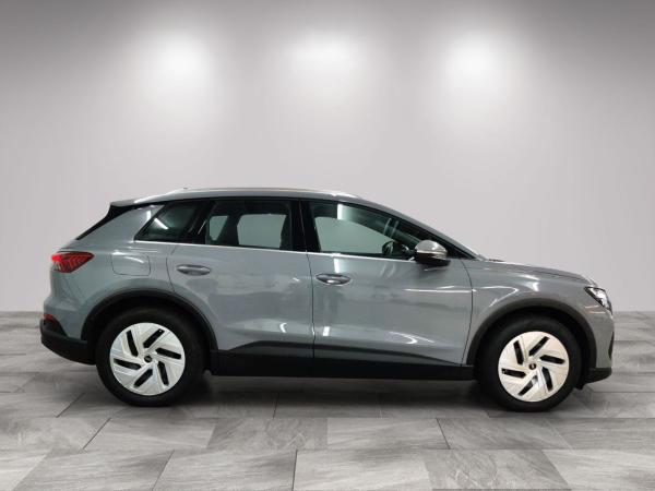 Audi Q4 e-tron 45 AHK/Nav+/Sportsitze/Sitzhzg/2.30Garantie