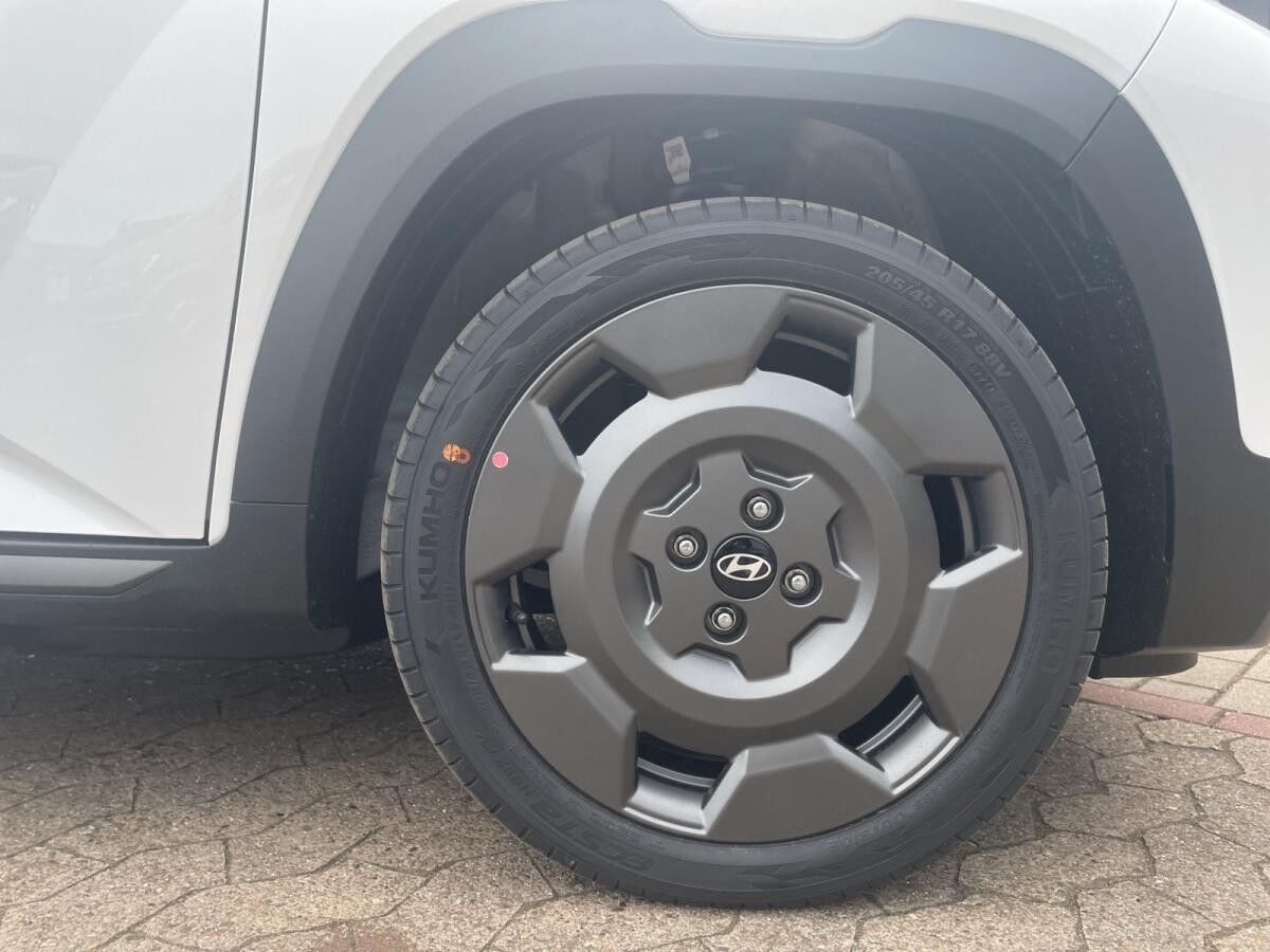 Hyundai INSTER Cross 49 kWh Effizienz-Paket