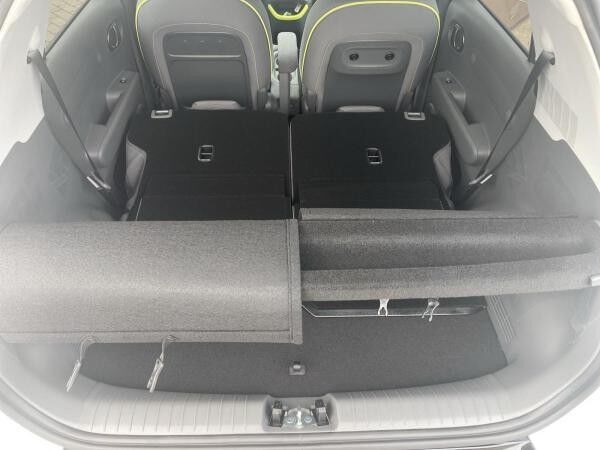 Hyundai Inster Cross 49 kWh Effizienz-Paket