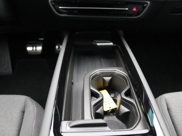 Volkswagen ID.7 Tourer Pro / Pano, 360°, Navi, Matrix, AHK