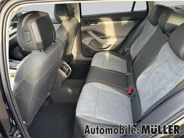 Skoda Superb Combi 2.0 TDI 142 kW 4x4 DSG Selection Allrad HUD AHK Navi digitales Cockpit