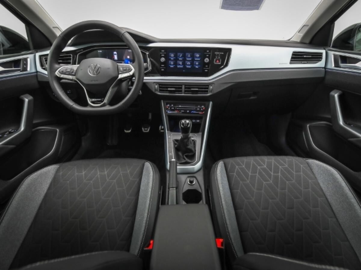 Volkswagen Taigo ENERGY 1.0 TSI Ganzjahresreifen